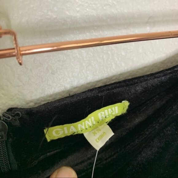 Gianni Bini Layla Skirt Midi Black Velvet Ruffle Hem Tiered Size XS New - Picture 7 of 10